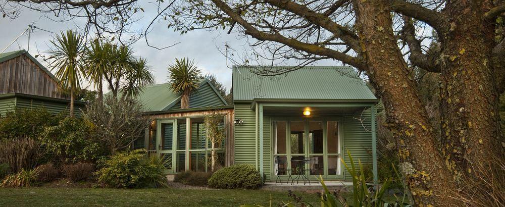 Whakaipo Lodge Taupo Exterior photo